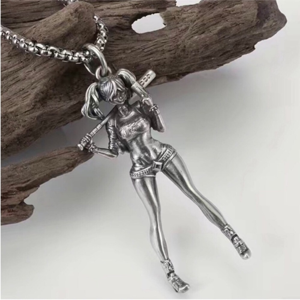 Harley Quinn Pendant Necklace Retro DC Joker’s Girlfriend Bikercore Streetwear